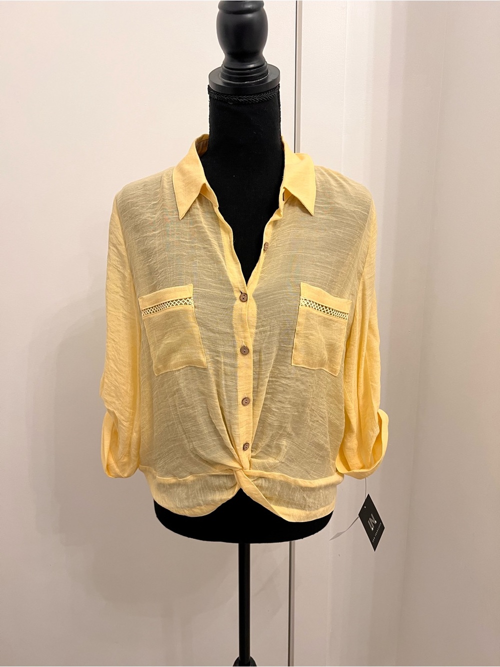 I.N. San Francisco Yellow Button-Front Knotted Shirt